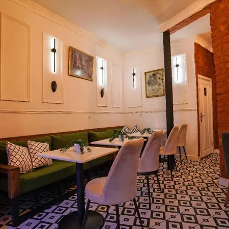 White Bolshoi Provincia di Istanbul