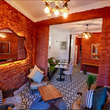 White Bolshoi 酒店