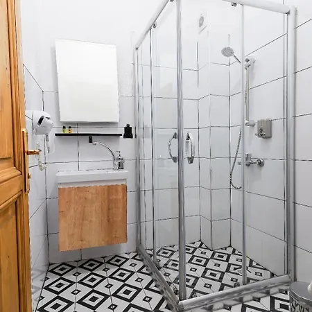 White Bolshoi 이스탄불